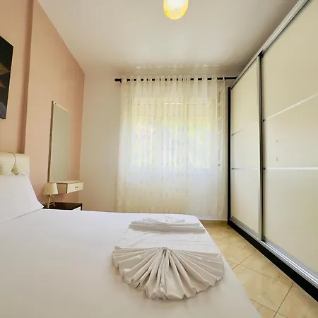 - Sea-view Comfortable 2 Double Bedrooms With Balcony - Ggpremiumstays